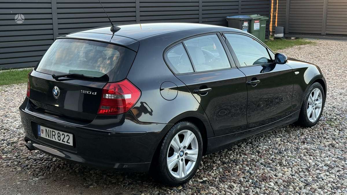 BMW 120, 2.0 l., Хэтчбек