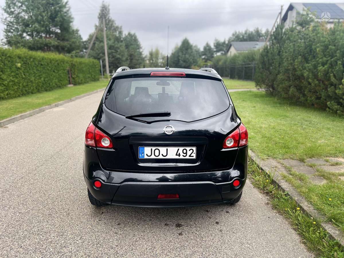 Nissan Qashqai+2 - 6