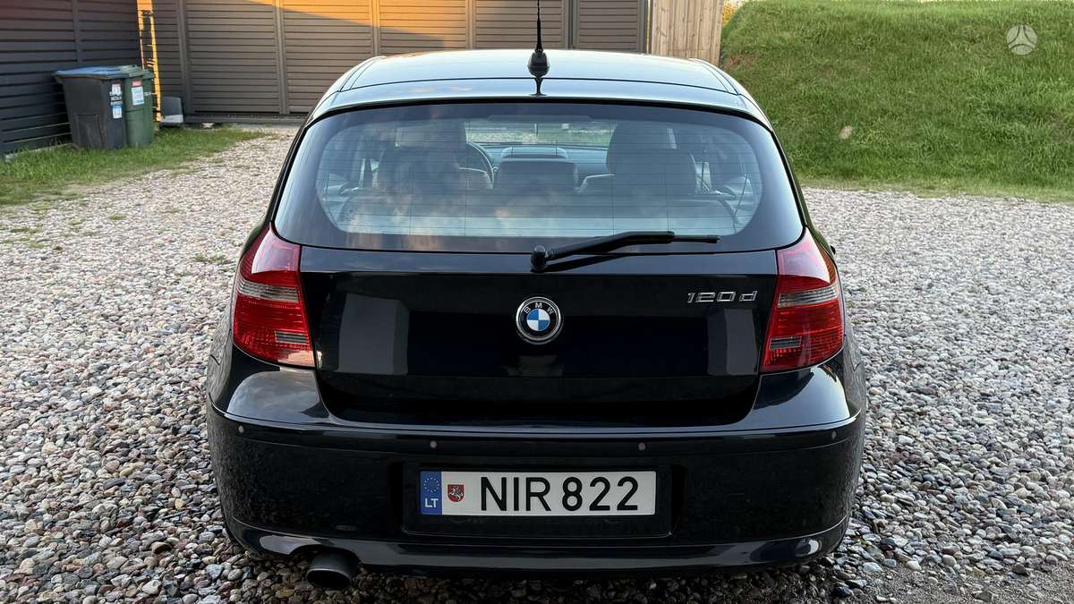 BMW 120, 2.0 l., Хэтчбек