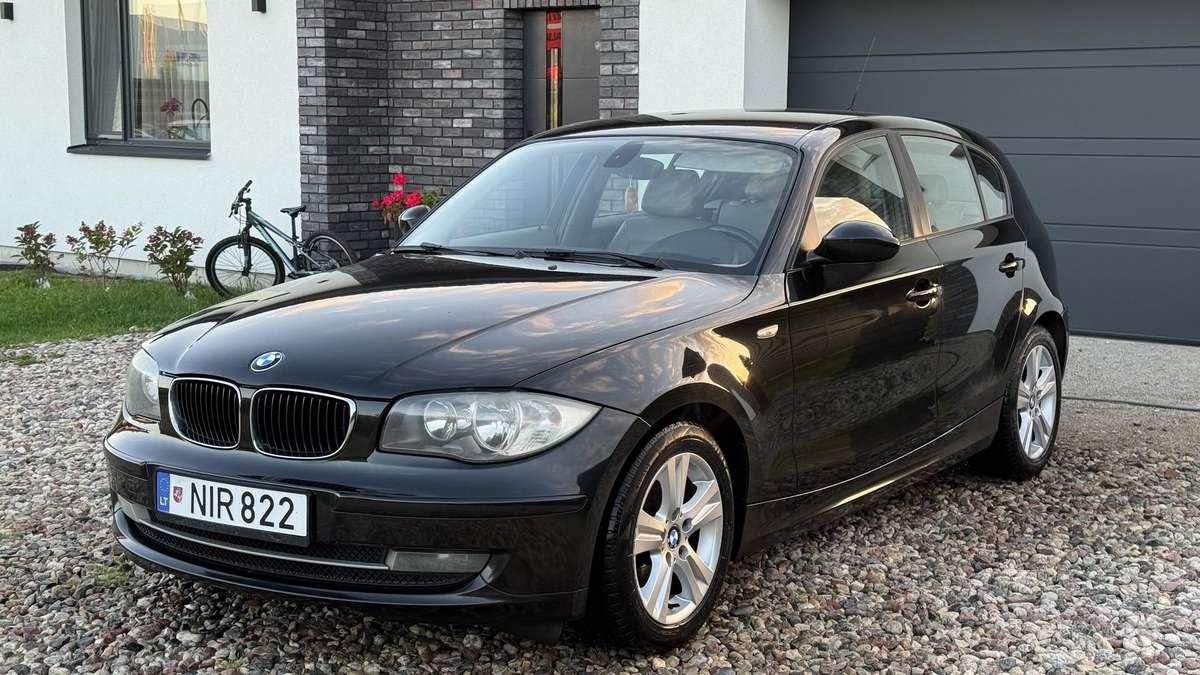 BMW 120, 2.0 l., Хэтчбек