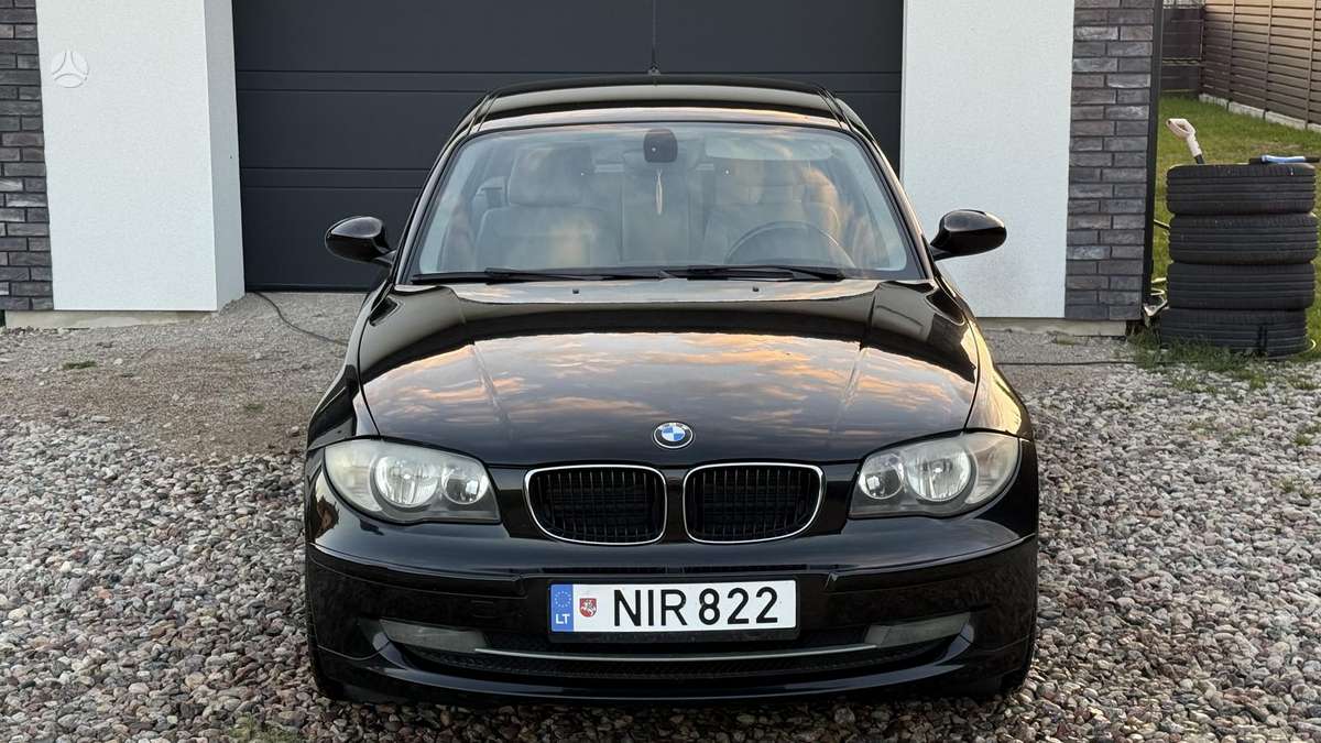 BMW 120, 2.0 l., Хэтчбек