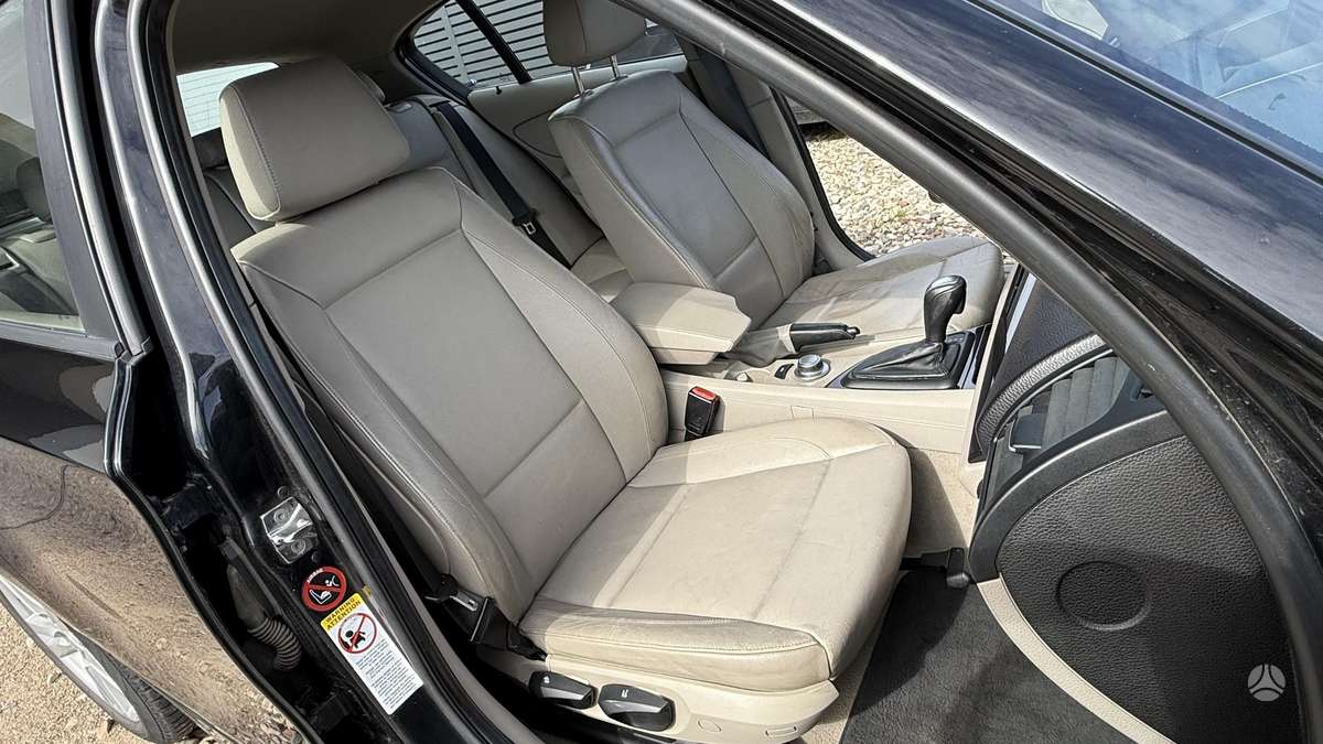 BMW 120, 2.0 l., Хэтчбек