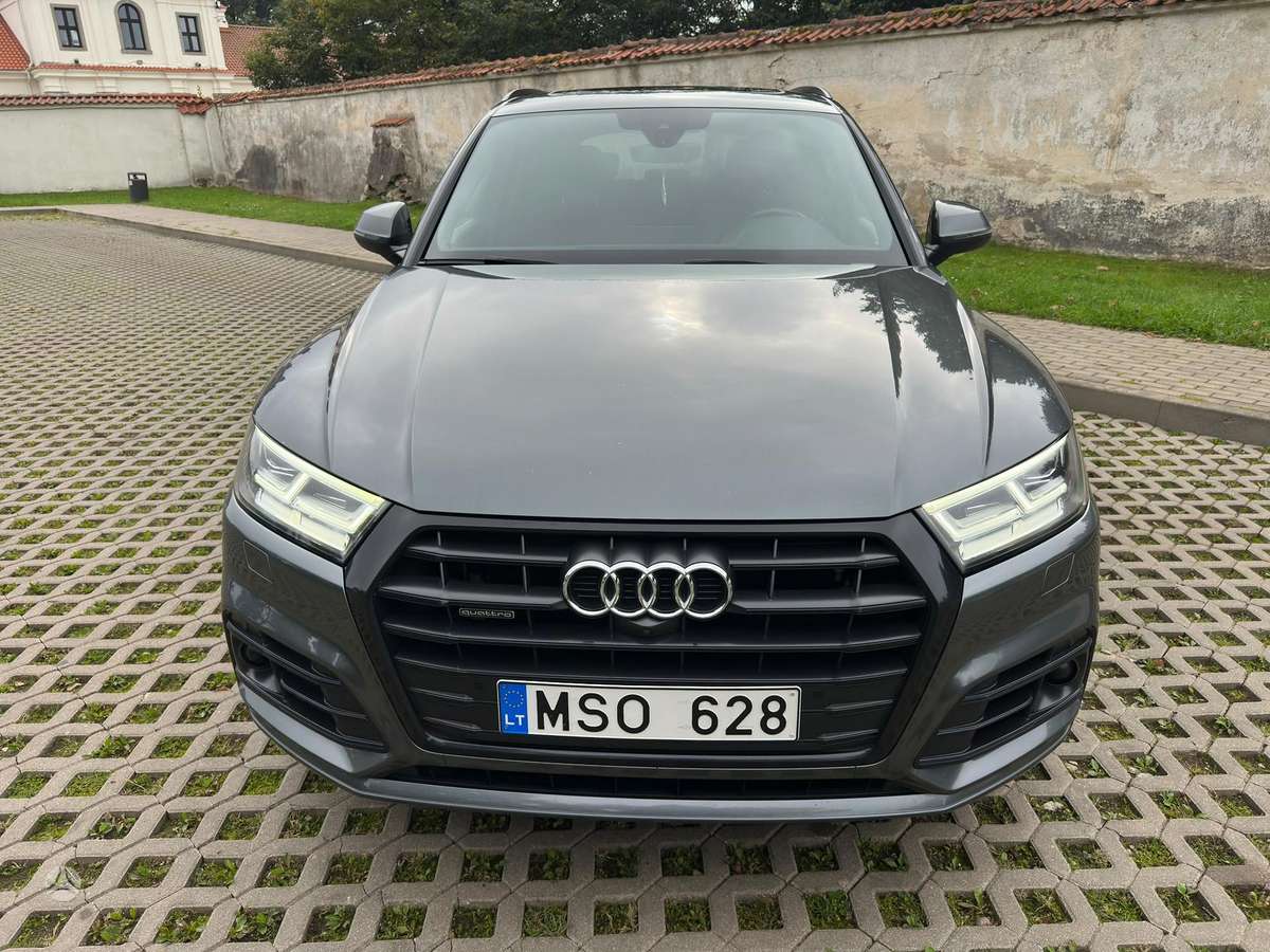 Audi Q5 - 1