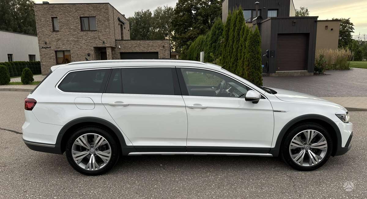 Volkswagen Passat - 6