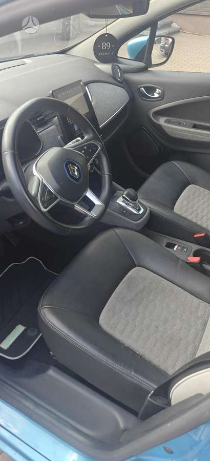 Renault Zoe - 11