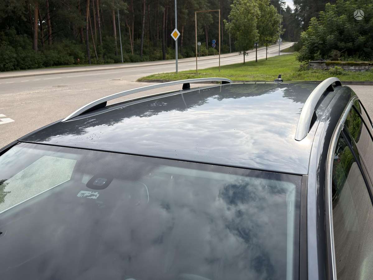 Volkswagen Passat - 10