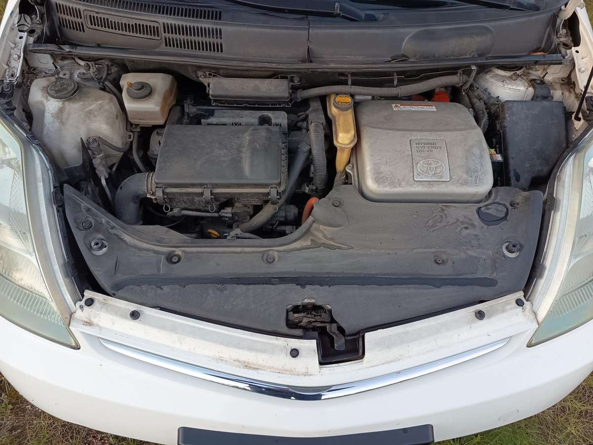 Toyota Prius - 12