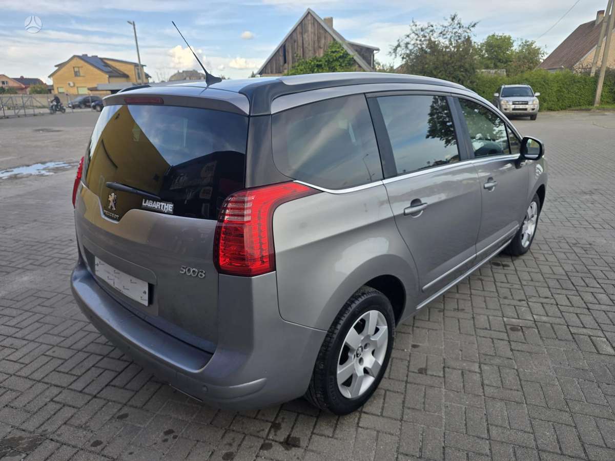 Peugeot 5008 - 7