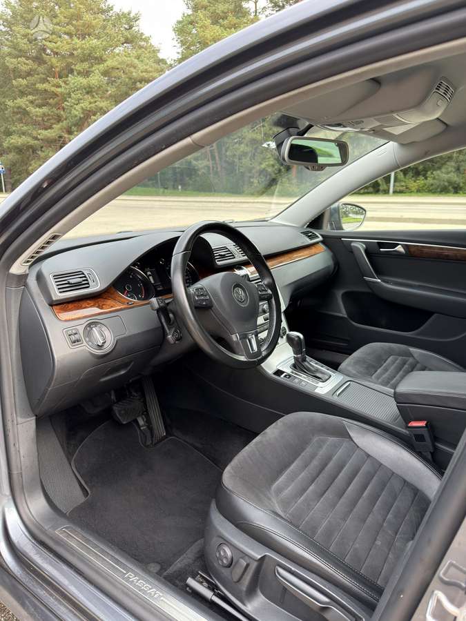 Volkswagen Passat, Универсал