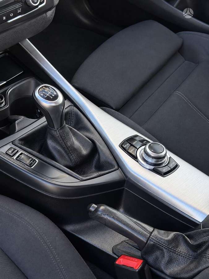 BMW 120, 2.0 l., Хэтчбек