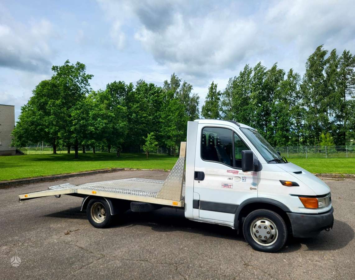 Iveco 35c13, auto transporters