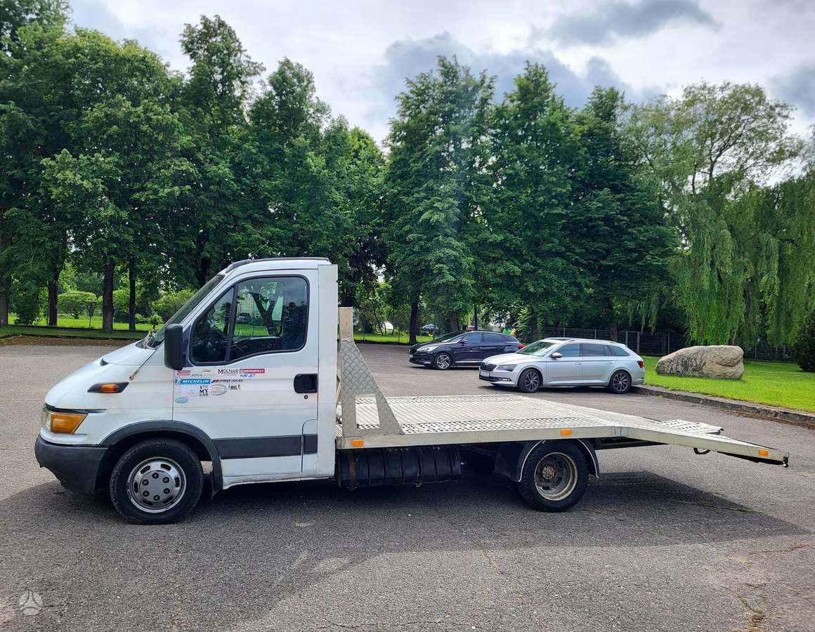 Iveco 35c13, auto transporters