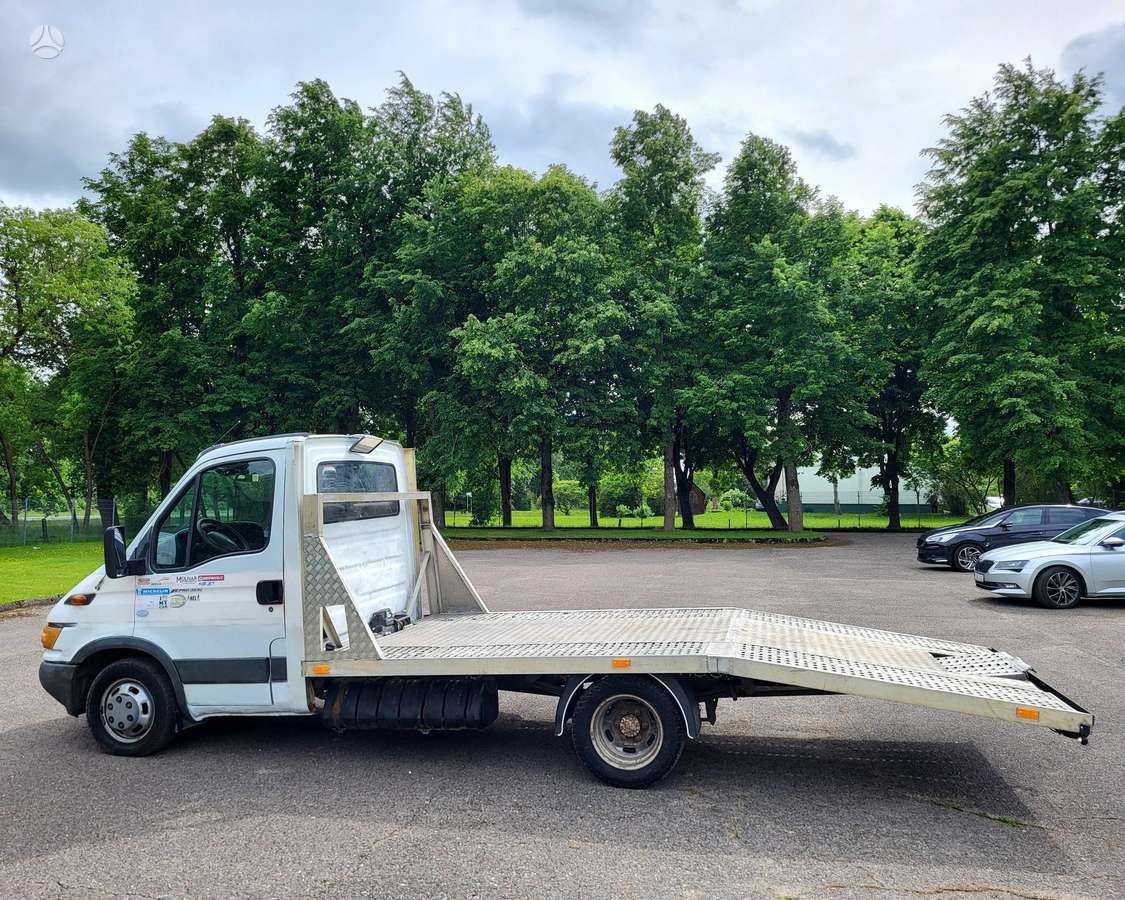 Iveco 35c13, auto transporters