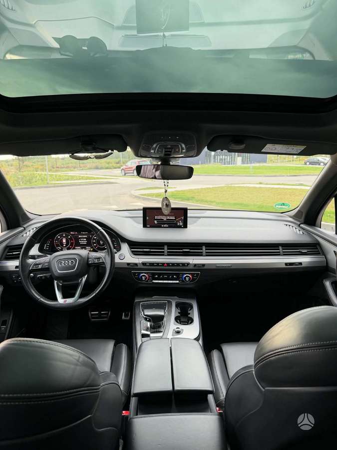 Audi Q7 - 11
