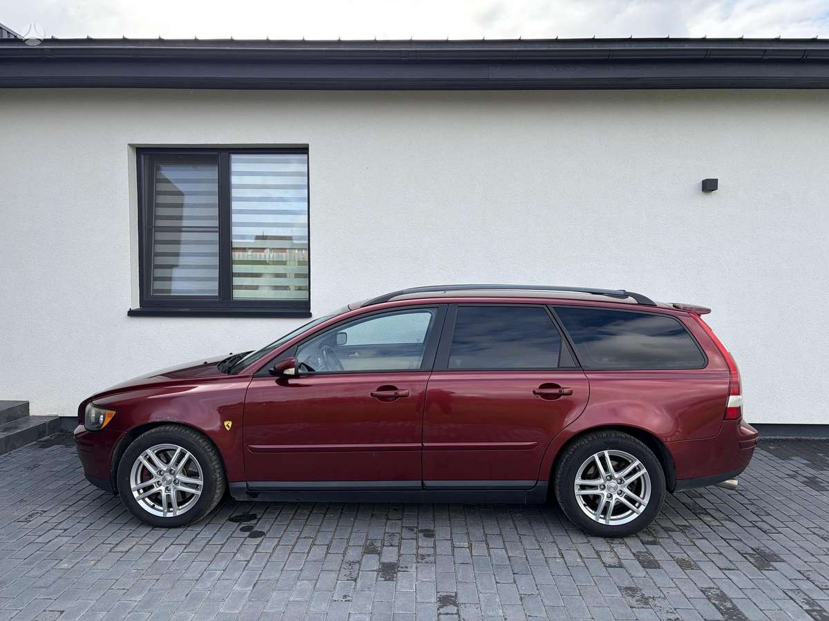 Volvo V50, 2.4 l., wagon