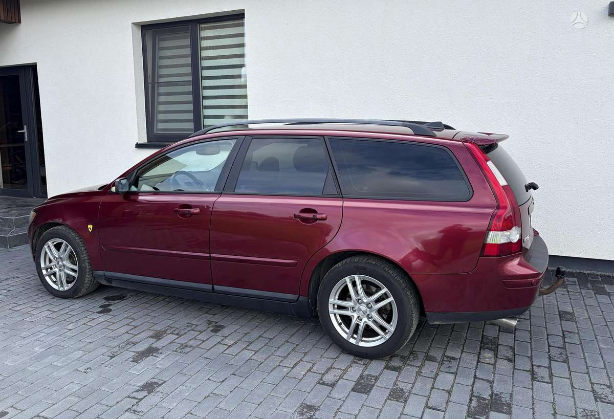 Volvo V50, 2.4 l., wagon