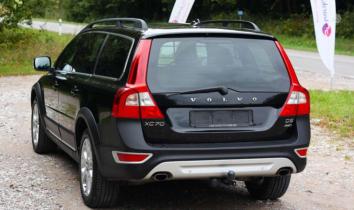 Volvo XC70 - 12