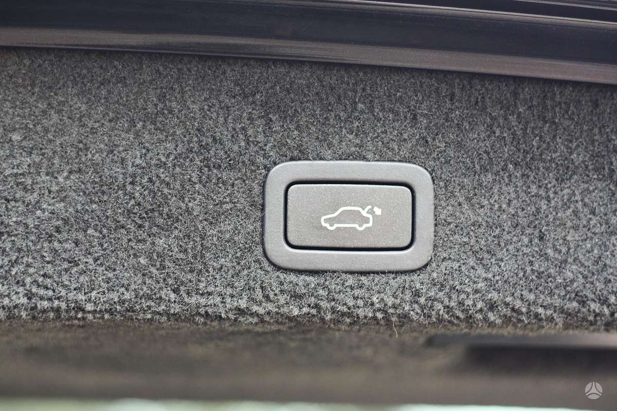 Volvo XC70, 2.4 l., wagon