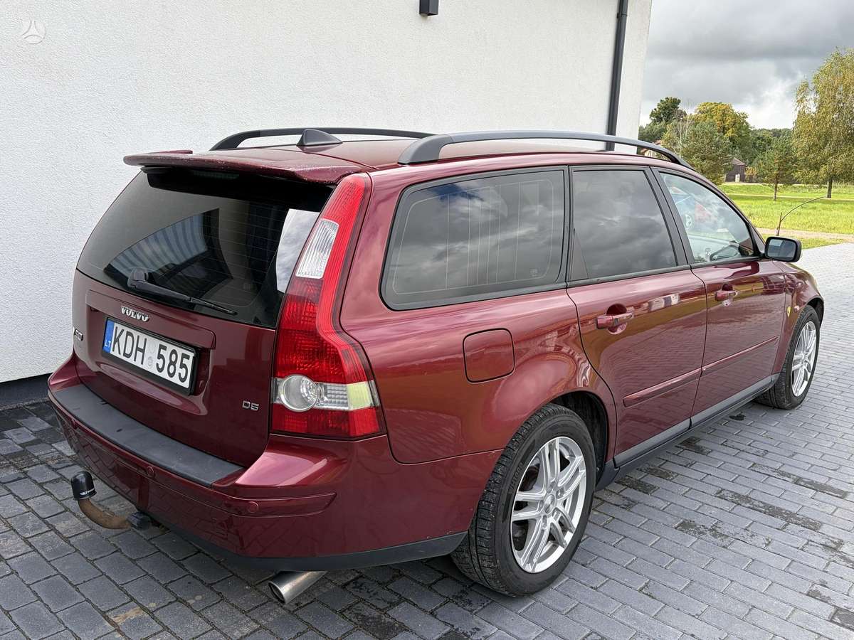 Volvo V50, 2.4 l., wagon