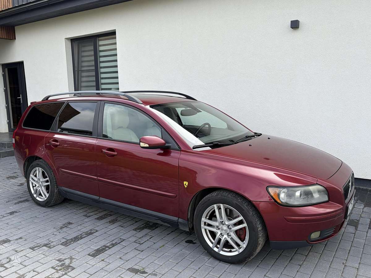 Volvo V50, 2.4 l., wagon