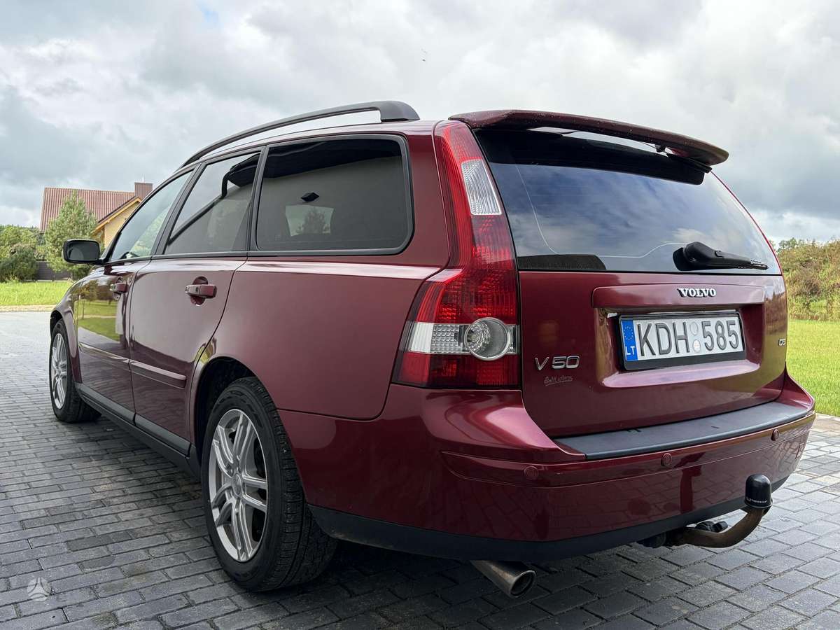 Volvo V50, 2.4 l., wagon