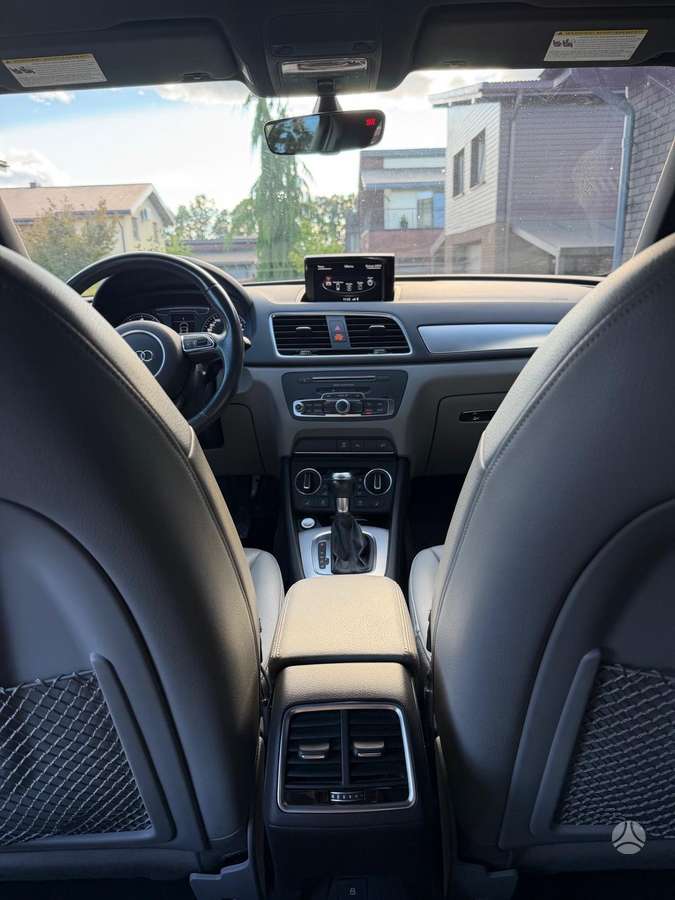 Audi Q3 - 8