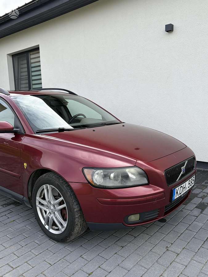 Volvo V50, 2.4 l., wagon
