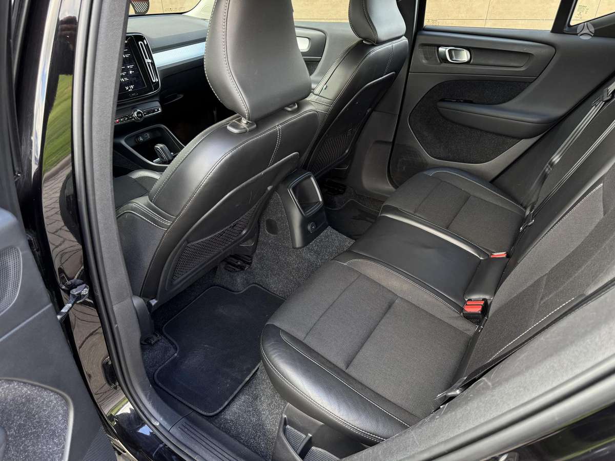 Volvo XC40 - 12