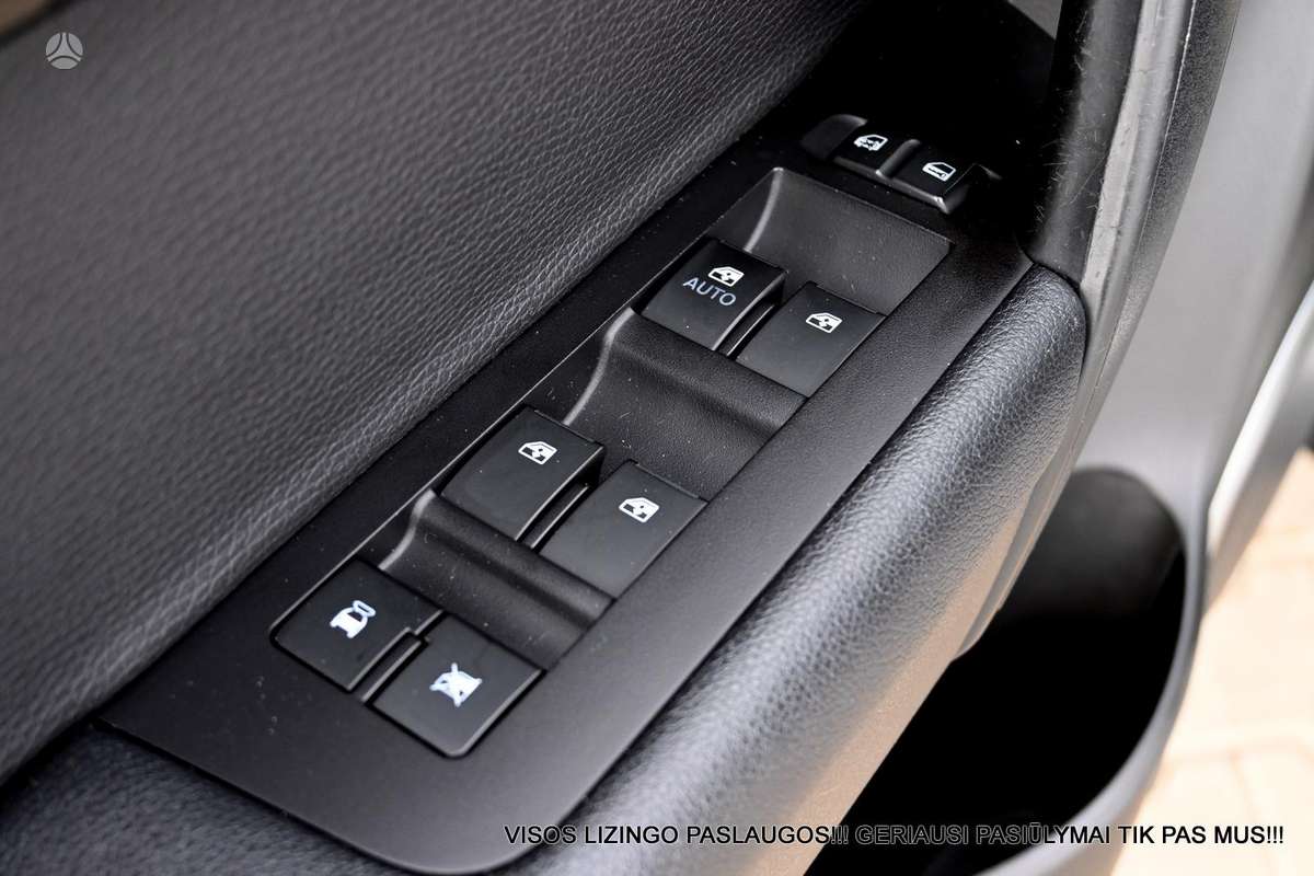 Chevrolet Captiva 2011 — photo 23