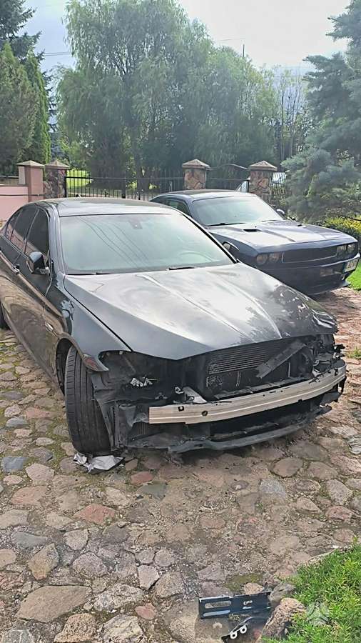 BMW 550 - 11