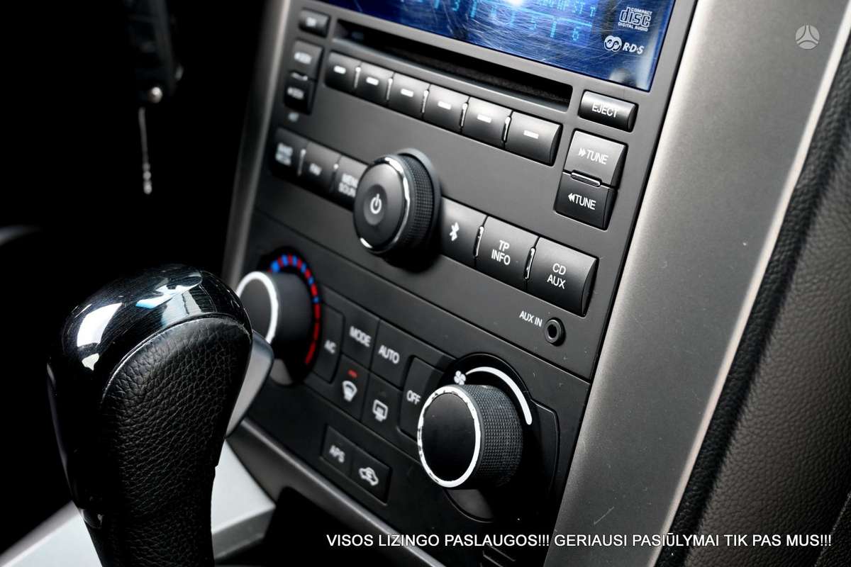 Chevrolet Captiva 2011 — photo 31