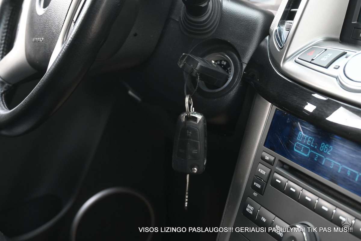 Chevrolet Captiva 2011 — photo 32