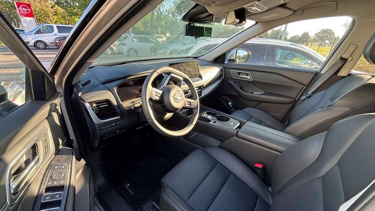 Nissan X-Trail - 10