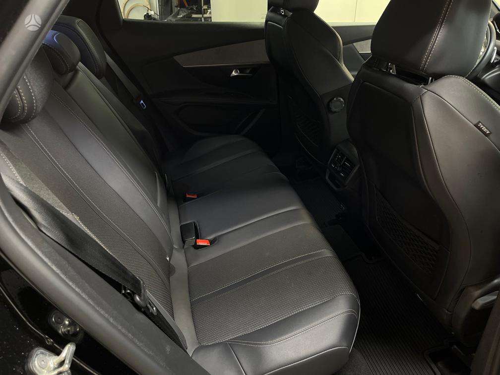Peugeot 3008 - 11