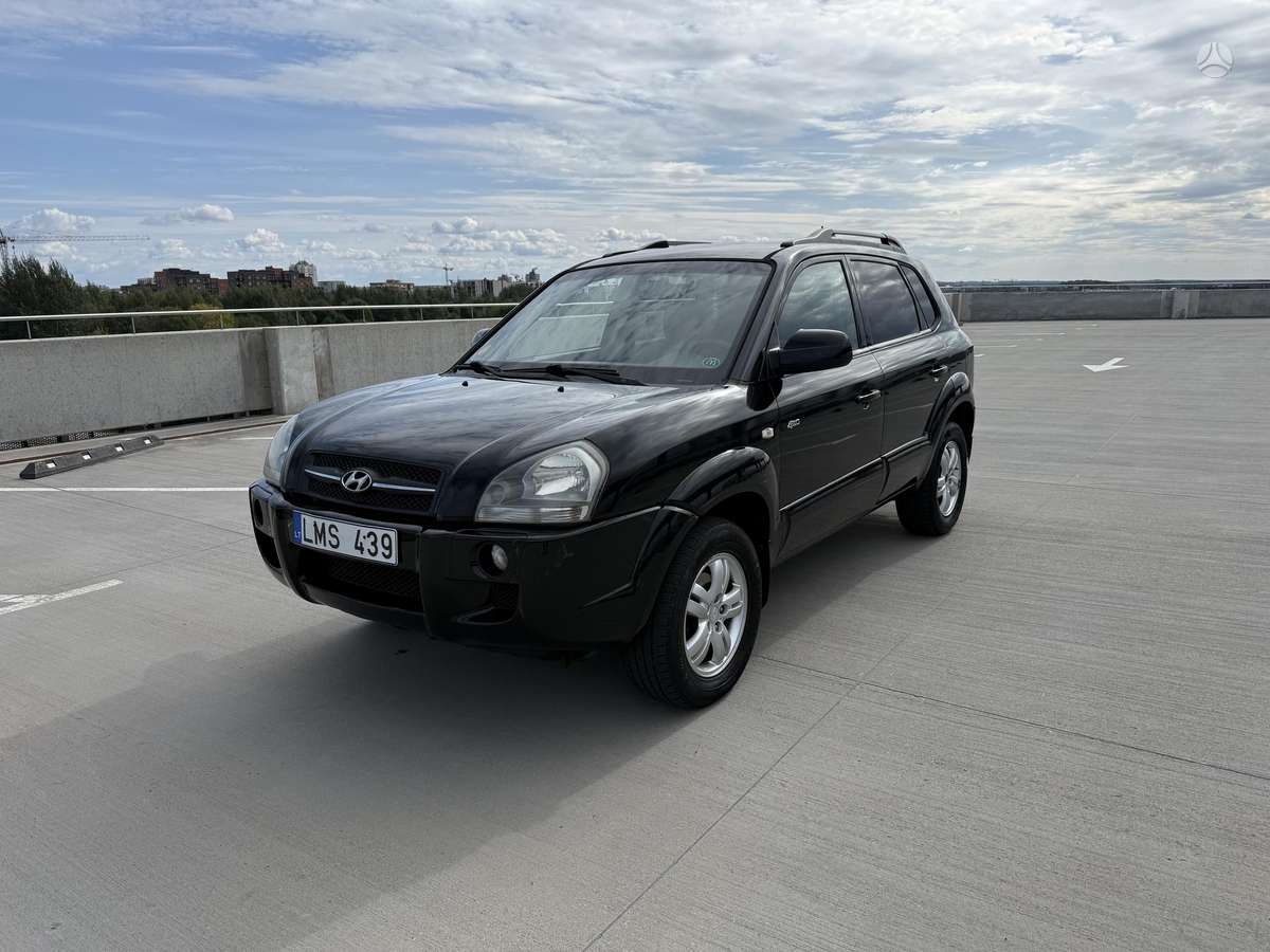 Hyundai Tucson - 1
