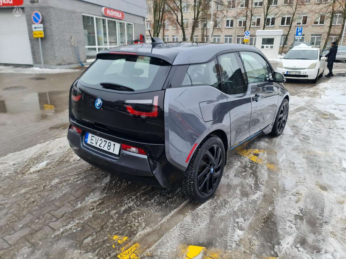 BMW i3, 33 kWh, hatchback