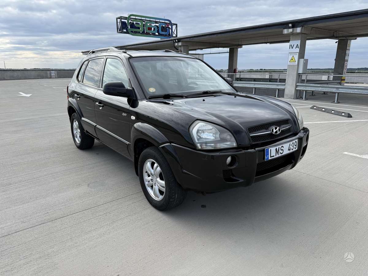 Hyundai Tucson - 2