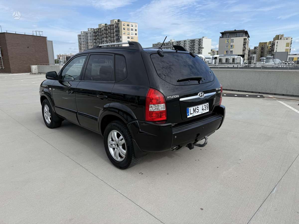 Hyundai Tucson - 4