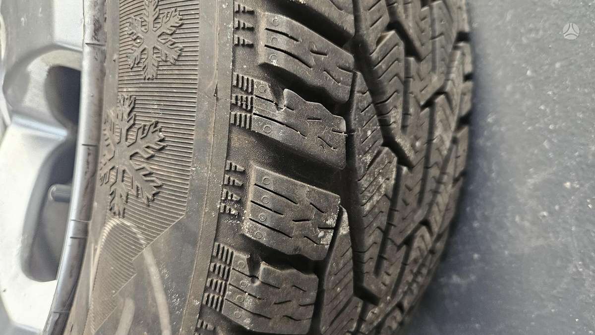 Taurus, зимние 205/60 R16