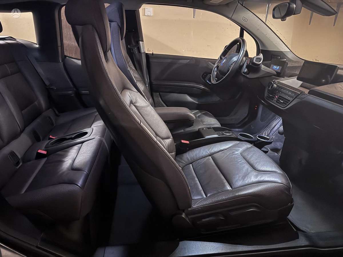 BMW i3 - 8