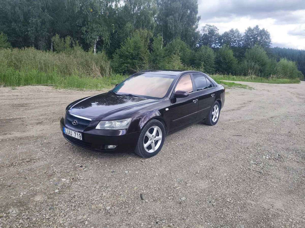Hyundai Sonata - 3