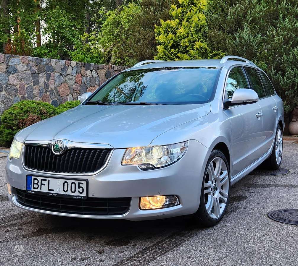 Skoda Superb, 2.0 l., Универсал
