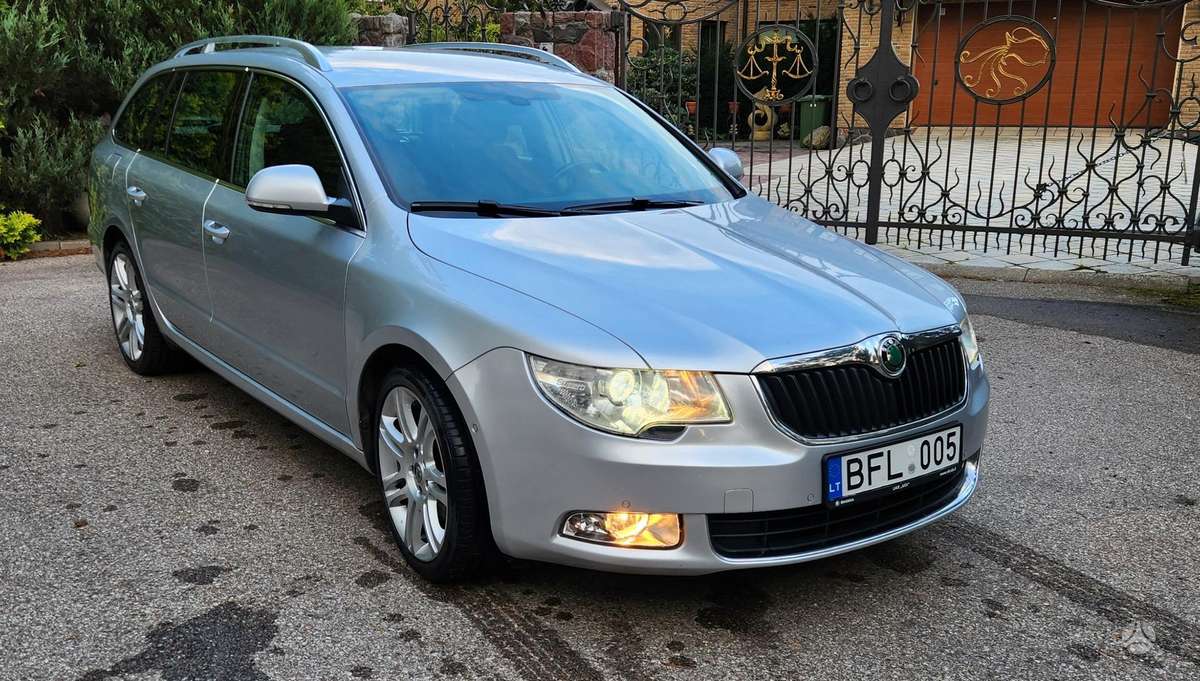 Skoda Superb, 2.0 l., wagon