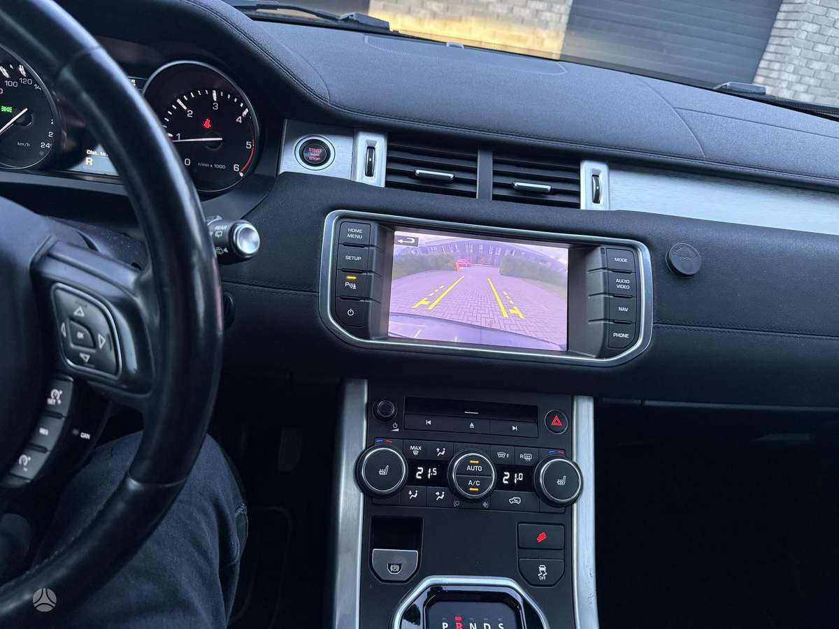 Land Rover Evoque - 8