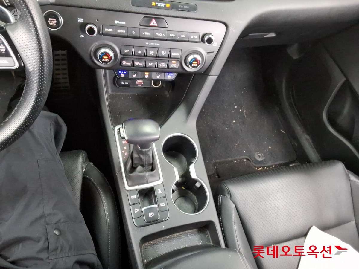 KIA Sportage - 11