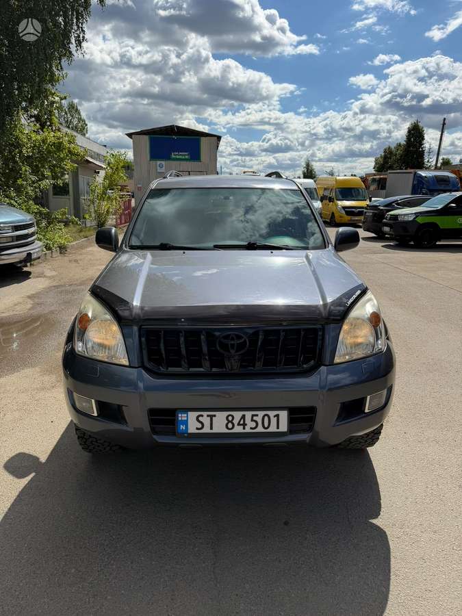 Toyota Land Cruiser - 3