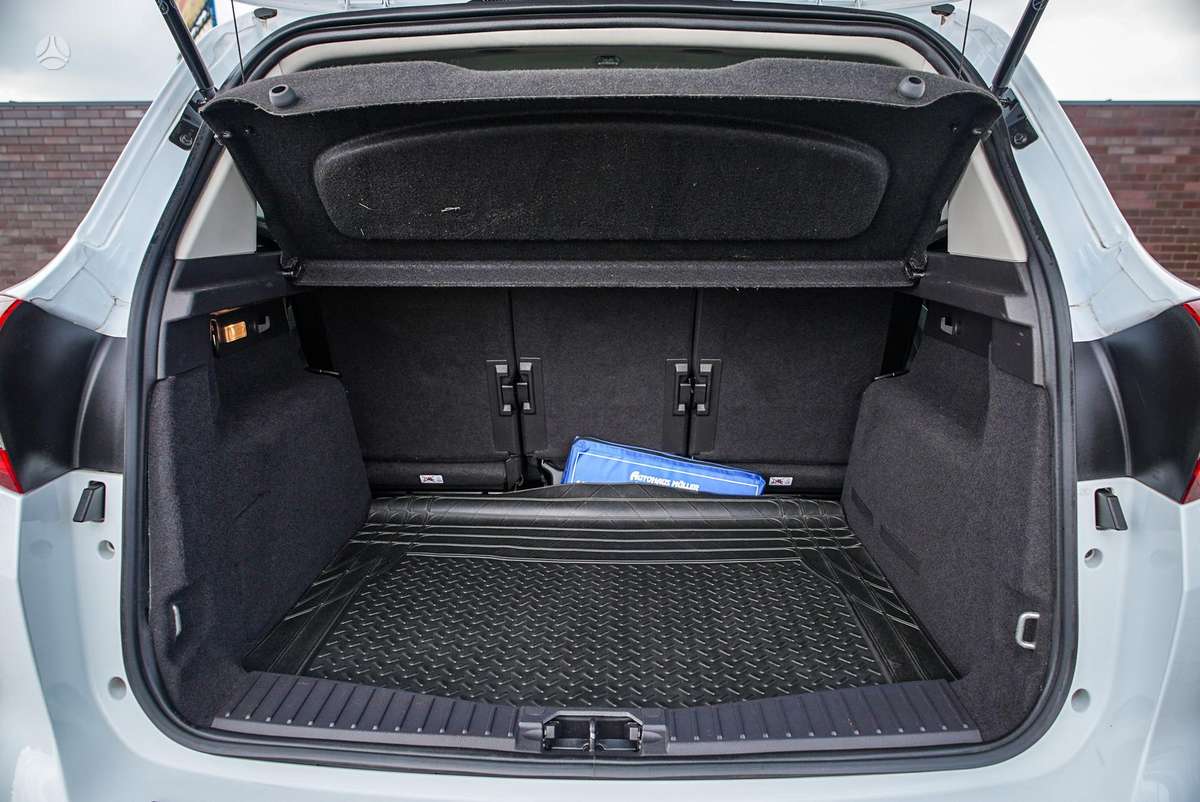 Ford C-MAX - 11