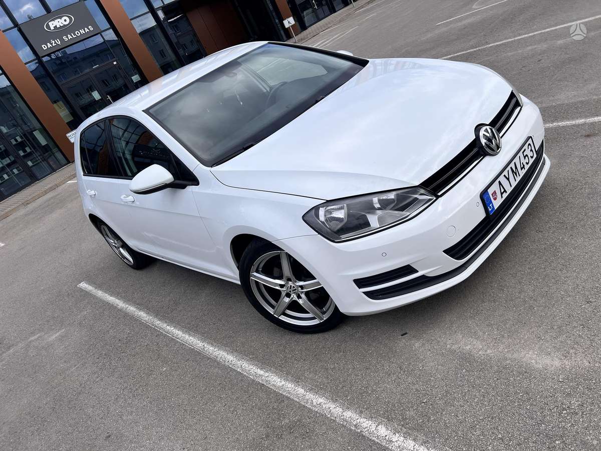 Volkswagen Golf - 4