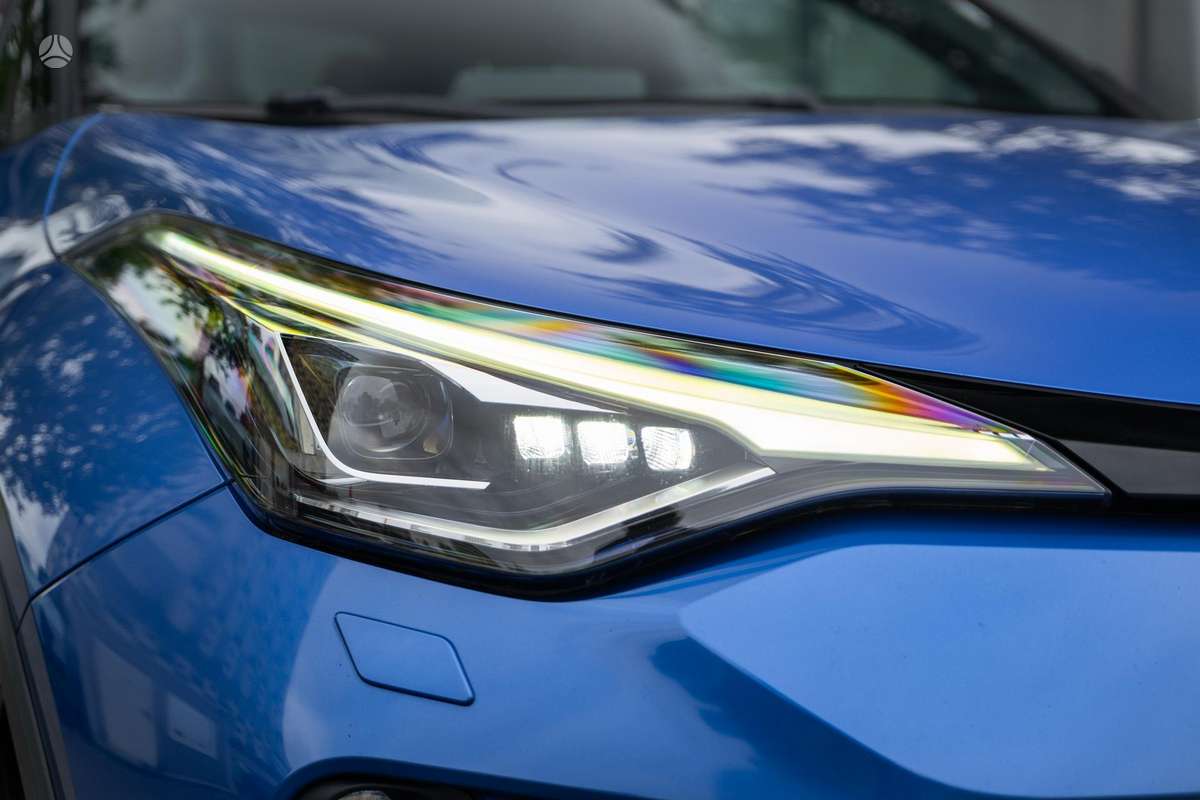 Toyota C-HR - 3