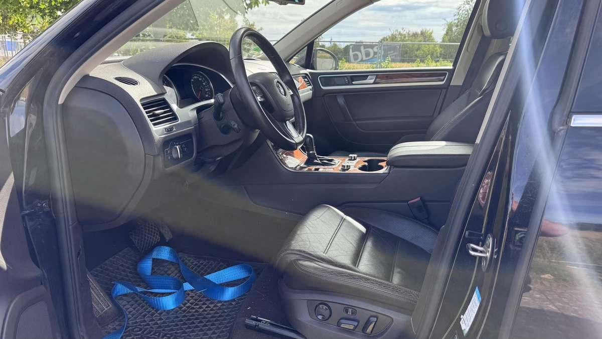Volkswagen Touareg - 6